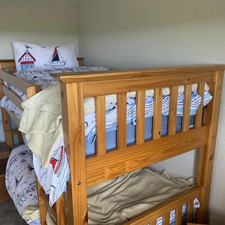 Sea House, Castlerock - Hosts 6, 3 Bedroom House Екстериор снимка
