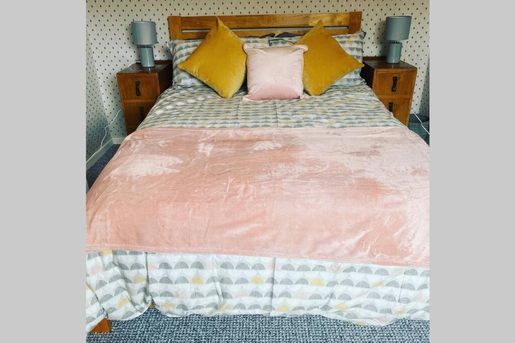 Sea House, Castlerock - Hosts 6, 3 Bedroom House Екстериор снимка